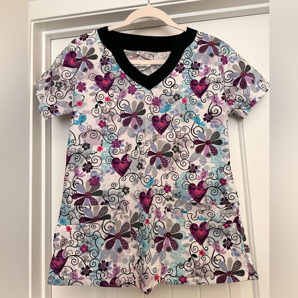Spring time scrub top